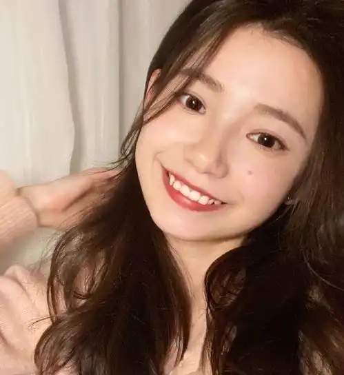 古早日系纯幼风网红美少女,已经带球跑领证结婚