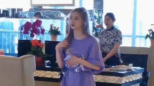 小仙女周洁琼来了,这气质还真是一般人比不上啊