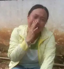 9岁男孩叛逆,连换5所学校,妈妈孩子,我宁愿当初没有生下你