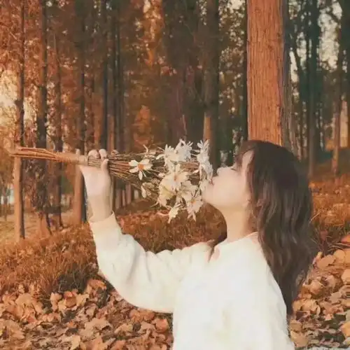 情侣头像鲜花予你才浪漫,余生有你足够