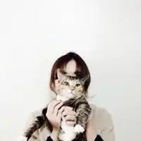 短发背影头像女生霸气微信头像图片大全