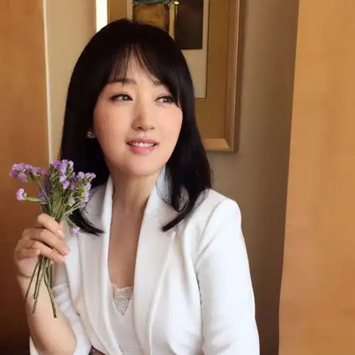 甜歌天后杨钰莹自己最满意的照片有多美她曾用她们做头像
