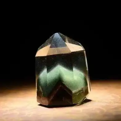 100块就能买到招财还能僻邪的宝石,老婆说比抽烟值多了