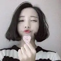 墨镜长发美女气质头像微信头像图片大全