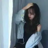 头发半遮脸女生头像头发遮半边脸女生唯美头像