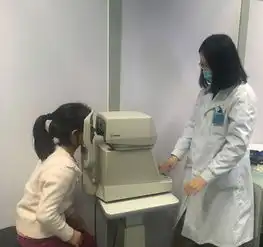眼科为本院职工子女送健康