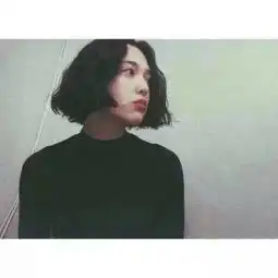 好像把头发剪掉,剪成男生帅帅的韩式头型好吗要是男朋友看到了他反应是怎么样的呢估计他不会太好吧