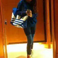 求情侣qq头像下半身,回复的,有这张图片的好人一生平安
