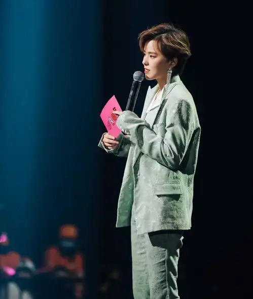 10位火箭少女成员,五位帅气,三位仙气,吴宣仪杨超越成最美