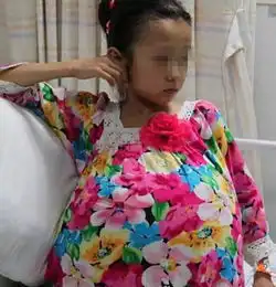 12岁少女怀上怪胎生下10斤肉球还有骨头和毛发