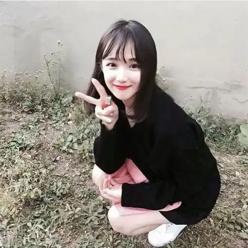 开心一笑老妈做了一桌子海鲜,女友却说人参和鲍鱼不能同时食用