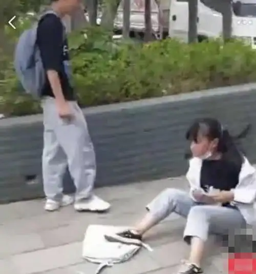 云南禄丰12岁女生被殴打事件后续,人民日报连夜通报新进展