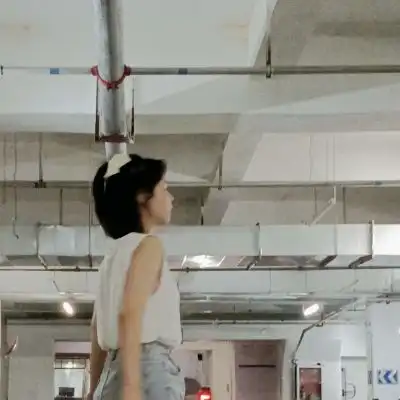 普通素颜女生头像真实照片