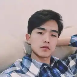 高晓松变日系美男,岳云鹏变男团门面,果然只要活儿好没什么不可能