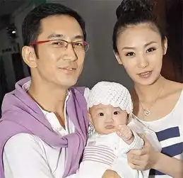 既是温文尔雅的师奶杀手,又是猥琐好色的贱男
