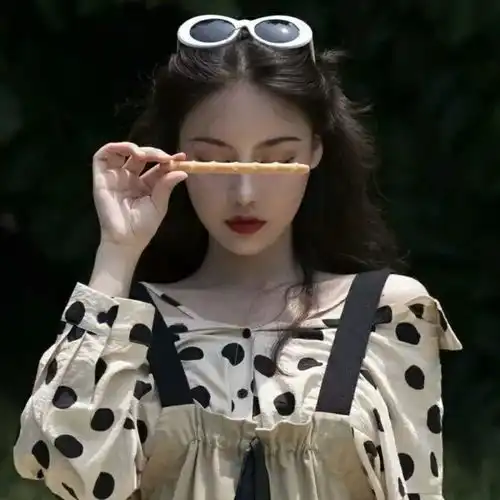 全是漂亮的小姐姐鸭