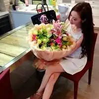 求一些捧花的头像