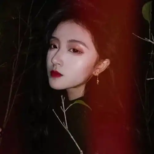 女生头像美好青春,认真生活
