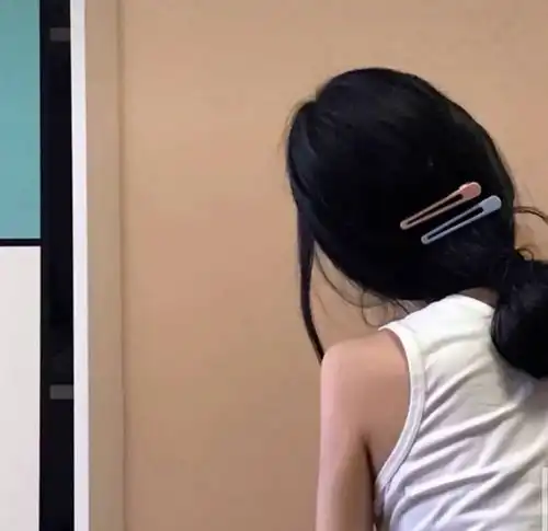 ins不露脸女生头像