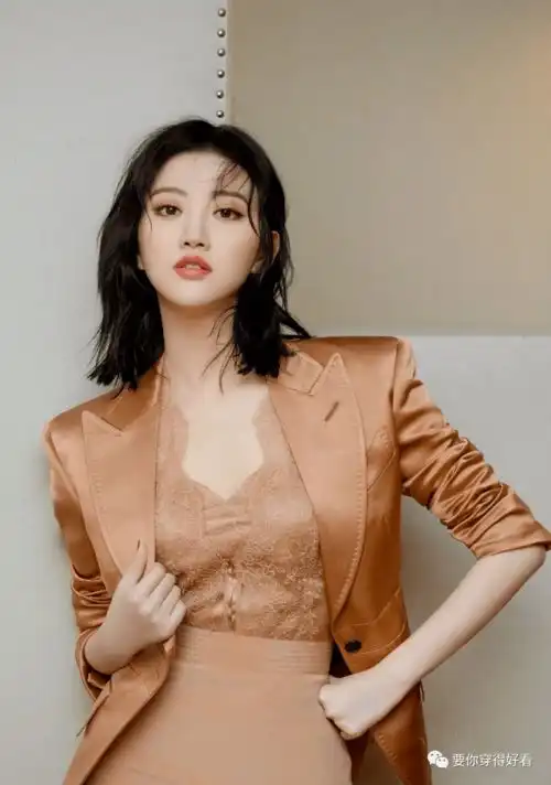 甜美女神景甜元宵放闪,气质清新,时尚简约,明眸电眼魅力十足牛仔