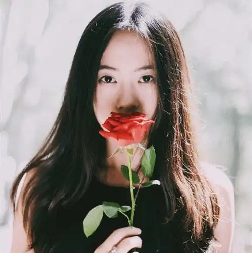 如何判断一个女人是否动了真心,观察本能反应,你就知道了