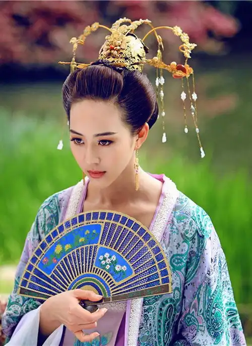 台湾第一气质美女惨遭渣男陷害昔日情史丰富太会撩,如今人老珠黄想冻卵
