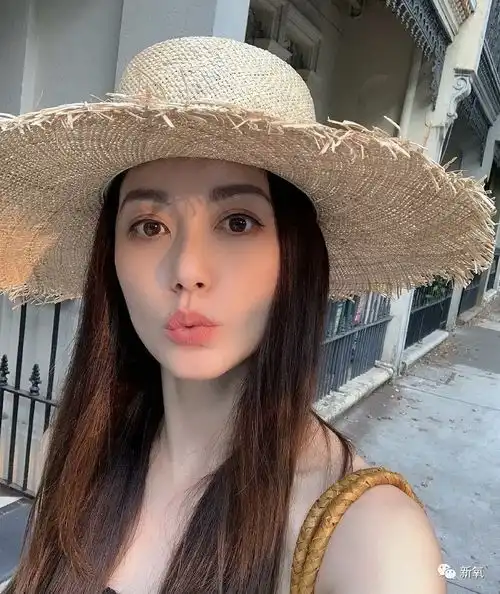 被网友集体大喊美过高圆圆,退出多年还能在49岁美出圈