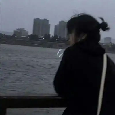 玫瑰到了花期.女生动漫手绘卡通动漫头像我要个性网