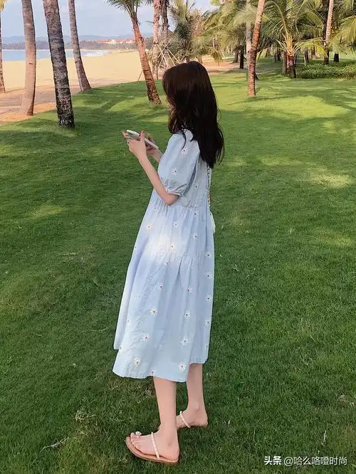 这些温柔的气质裙装,get到它,刚气女孩也可拥有气质美