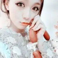 剪刀手女生最萌头像时光凌乱太阳花的灿烂