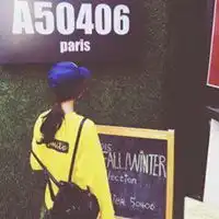 模糊背影你女孩图片微信头像图片大全