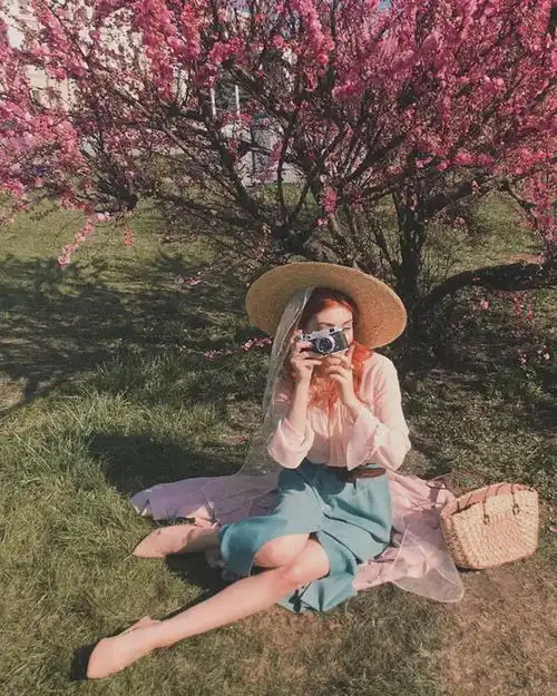 时髦的女孩子都是这样拍照的,快来学