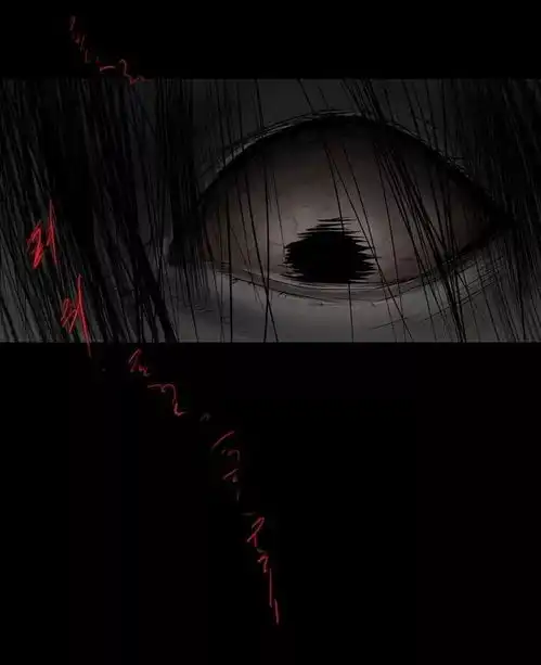 恐怖漫画游泳池里的女鬼做坏事就要受到报应