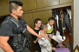 重庆警方32小时破获持枪流窜抢劫案