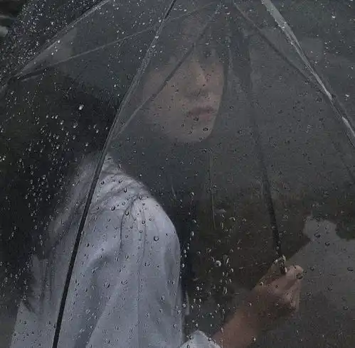 女生头像意难平的个性签名