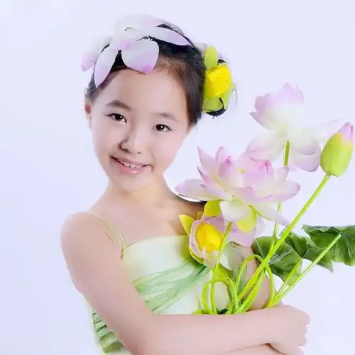 取名字大全男孩免费宝宝起名即优雅又可爱的女孩名,天生丽质国色天香