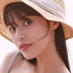 女生头像可爱戴帽子的女头像