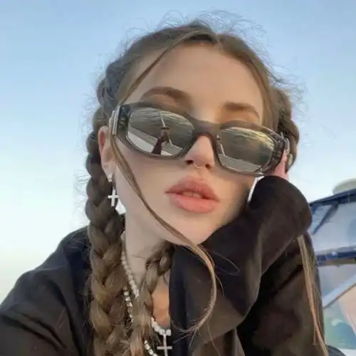 女生头像欧美风ins