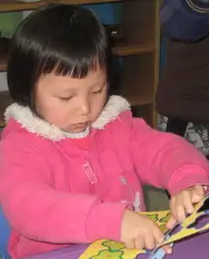 调皮捣蛋你家孩子喜欢搞小破坏吗