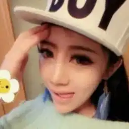 谁能帮我找到属于这个头像的宁一张情侣头像谢谢