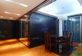一套简洁中式餐厅