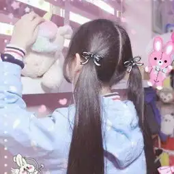 假装没看见却用余光看了几千遍.