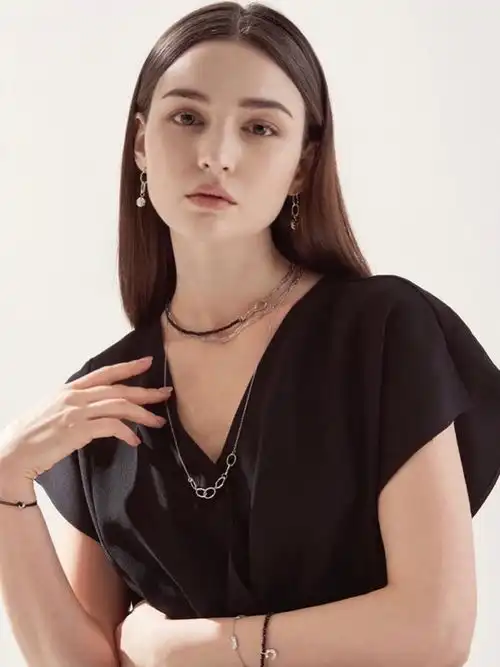 俄罗斯美女模特anastasia福利图肤白貌美清新脱俗