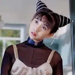 复古港风女生头像不装酷也不装可爱,自然而然的风韵才更动人