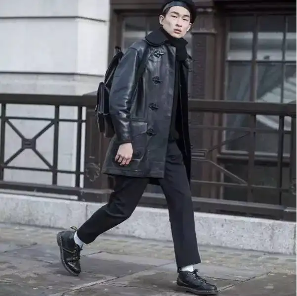 寻找穿搭灵感看看ins上最火的8位韩国男模是如何挑战欧美的审美观