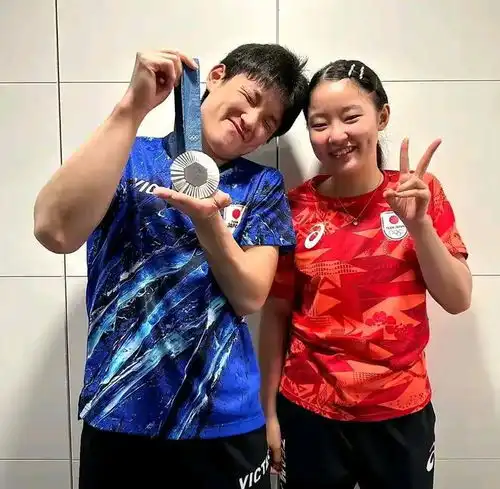 张本智和被莫雷加德淘汰,用中文感叹什么球啊太难打