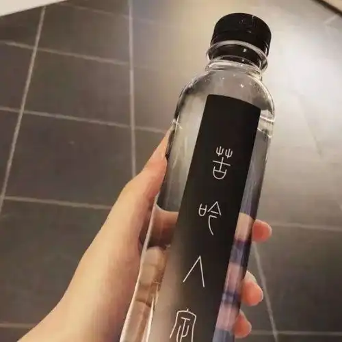 背景图︴现代人的崩溃,都藏在没事风景静物头像我要个性网