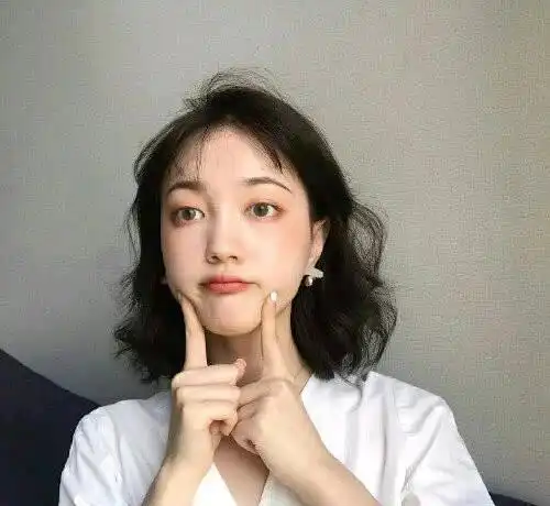 女生来大姨妈,吃这3种食物对身体有益,排毒养颜还能瘦身