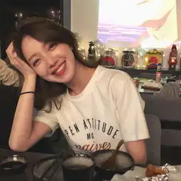 头像丨毕竟只是喜欢何必夸张成爱