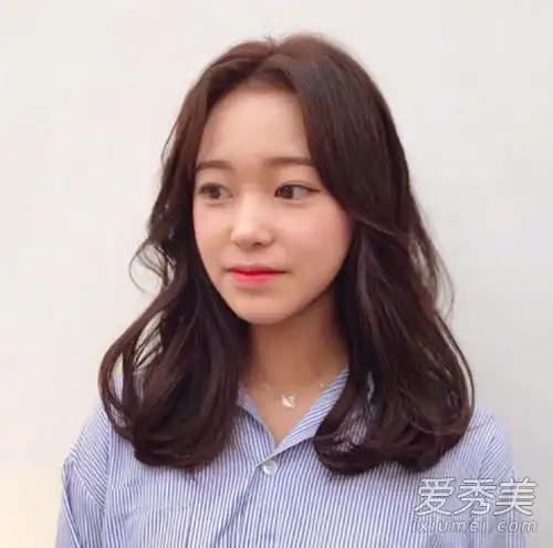 韩国流行2018年长卷发温馨甜美小妹妹必备